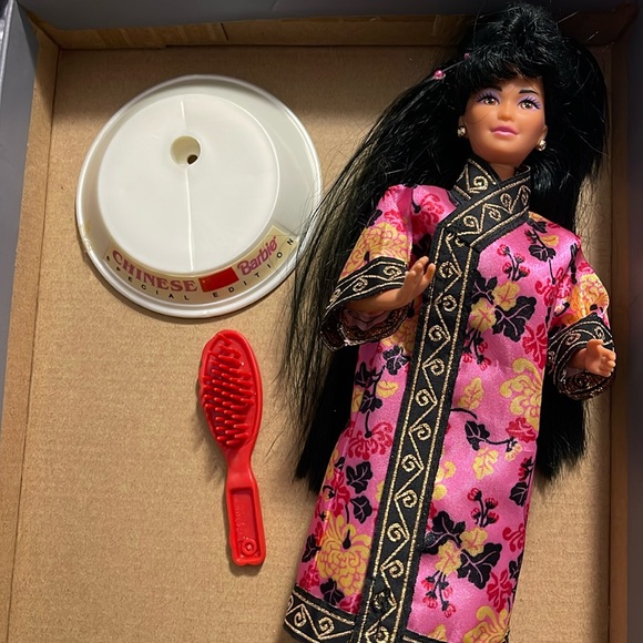 Vintage Barbie, Chinese limited edition + brush + base - Picture 2 of 11